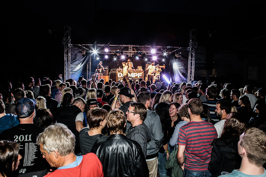 Dicht und Ergreifend, Open Air, Disco Blackout Hösacker | Licht-Operating