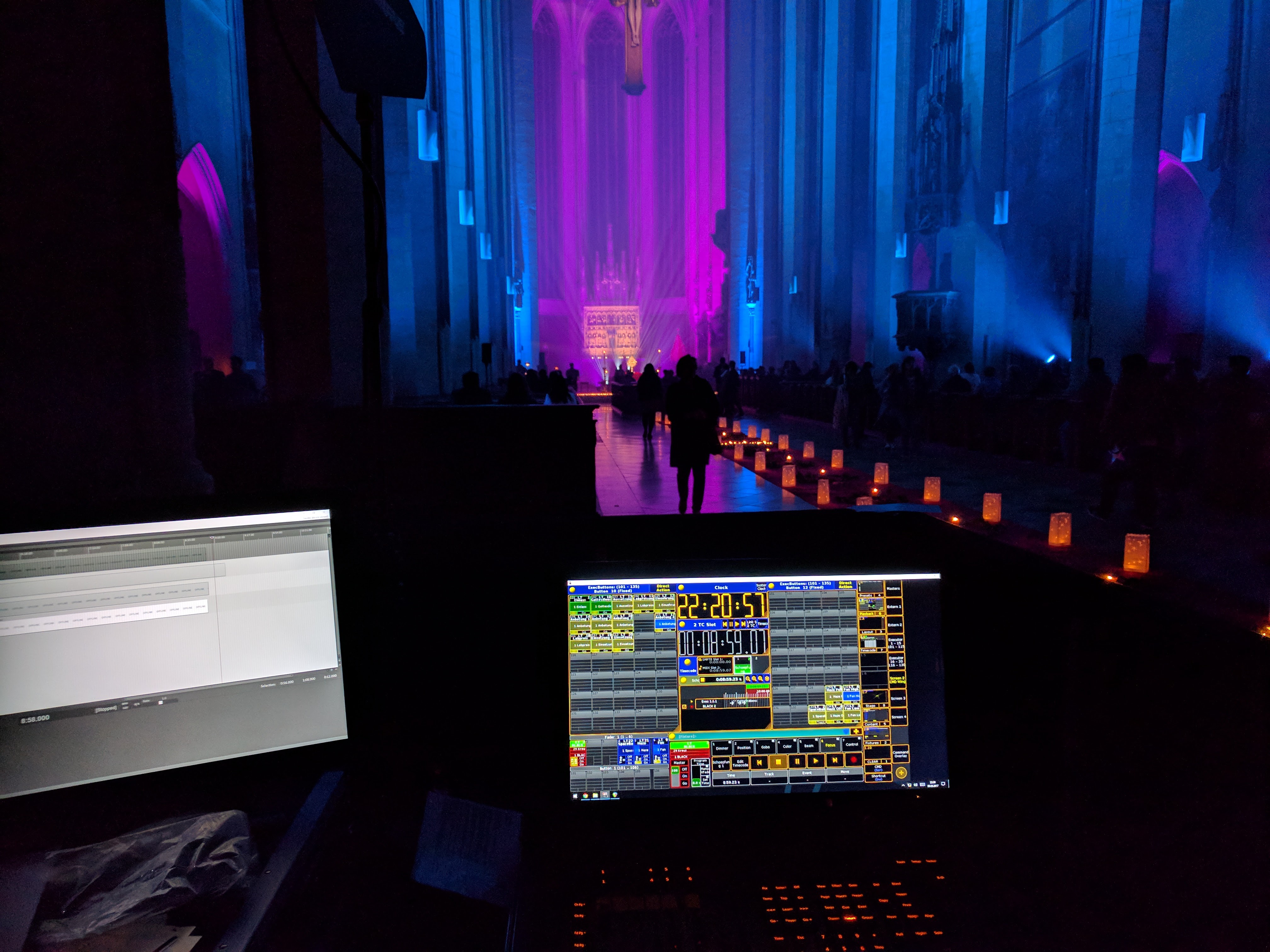 LUX, Nacht der offenen Kirche, Stiftsbasilika St. Martin Landshut | Licht-Operating